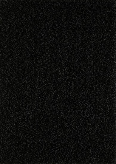 Zwart hoogpolig vloerkleed of karpet